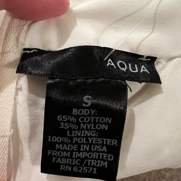 Aqua white laced dress with tags attached. Never worn. - Picture 4 of 5